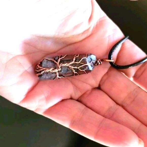 Hand crafted unisex Smokey Quartz pendant necklace - Picture 6 of 9